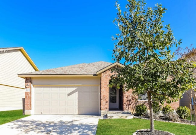 Building Photo - 4816 Samsel Falls