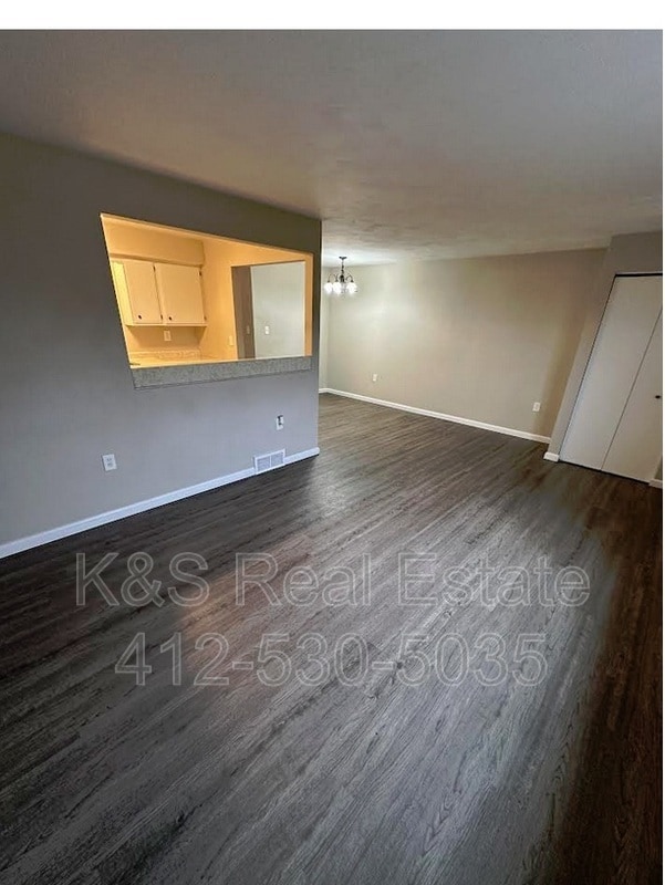 Building Photo - 13900 US-30