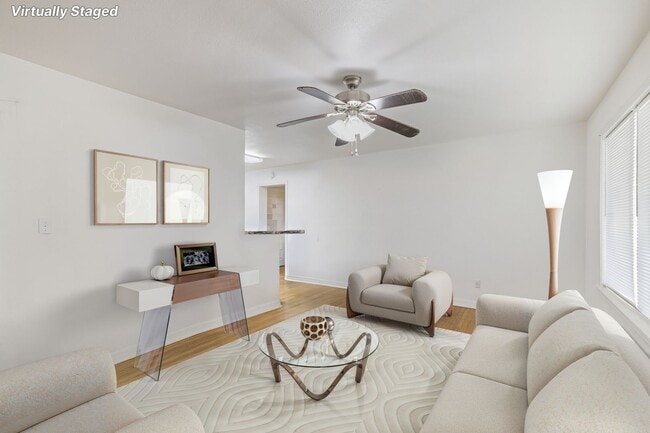 Building Photo - 206 Juniper Dr