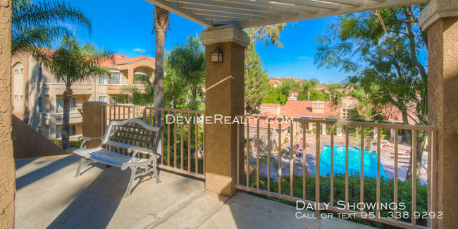 Foto del edificio - 2 bedroom Condo in Triana at Corona Ranch