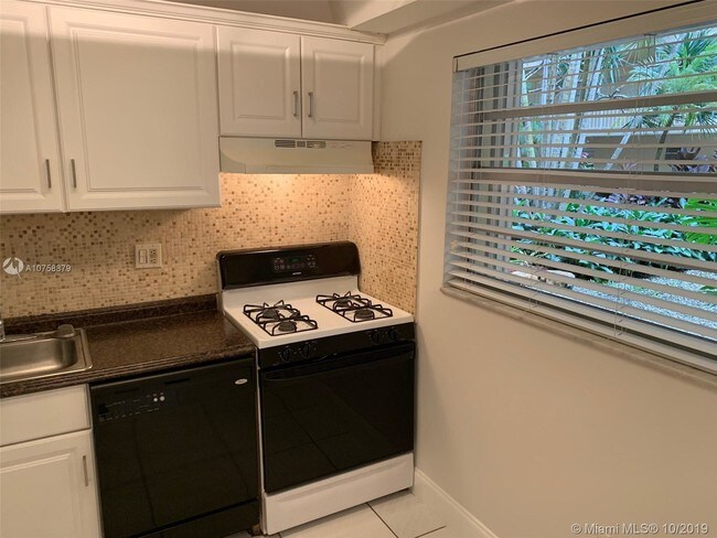 Foto del edificio - 13100 SW 92nd Ave