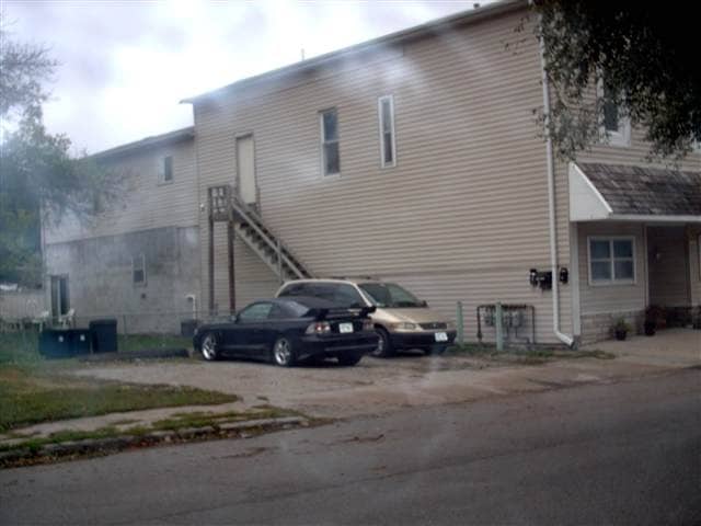 Building Photo - 5405 S 21st St