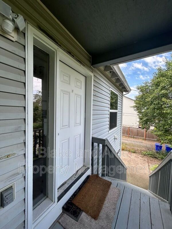 Foto del edificio - 5609 SE 117th Ave