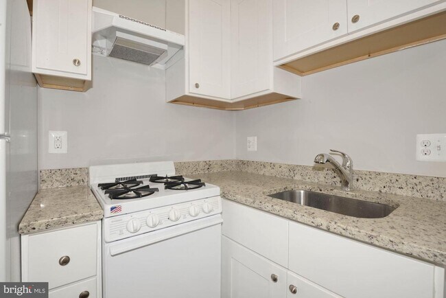 Foto del edificio - 1600 Isherwood St NE