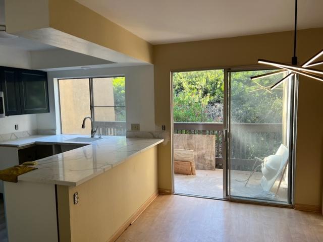 Foto del edificio - 7964 Mission Center Ct