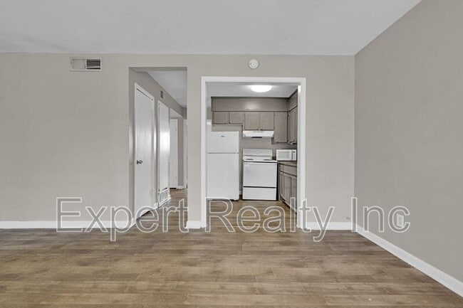 Foto del edificio - 3221 Avenue S