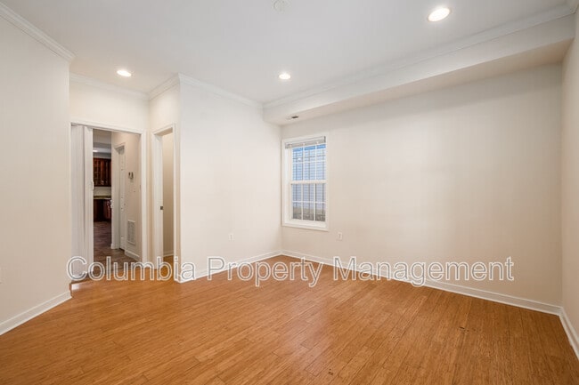 Foto del edificio - 2421 Franklin St NE