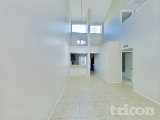 Foto del edificio - 14002 N 49th Ave