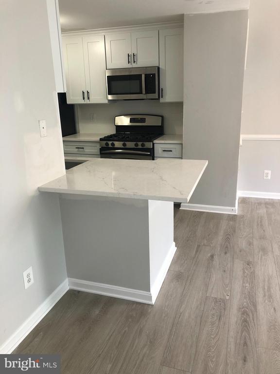 Building Photo - 8984 Harrover Pl