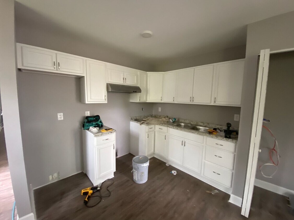 Foto del edificio - 1819 English St