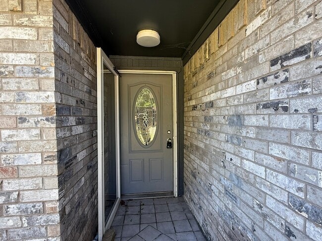 Photo - 12539 F Bar Dr House