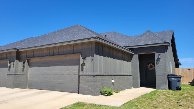 Foto del edificio - 7204 22nd Pl