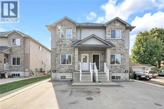 Building Photo - 707 Frederick St
