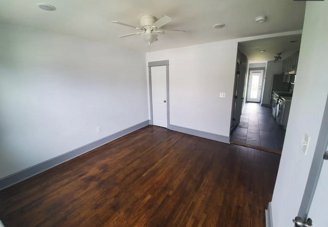 Foto del edificio - Modern 1 Bedroom Abode Off of H Street! Pa...