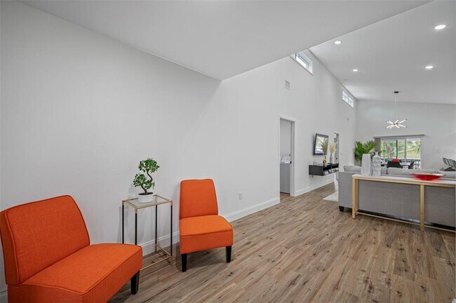 Foto del edificio - 3717 E Clifton St