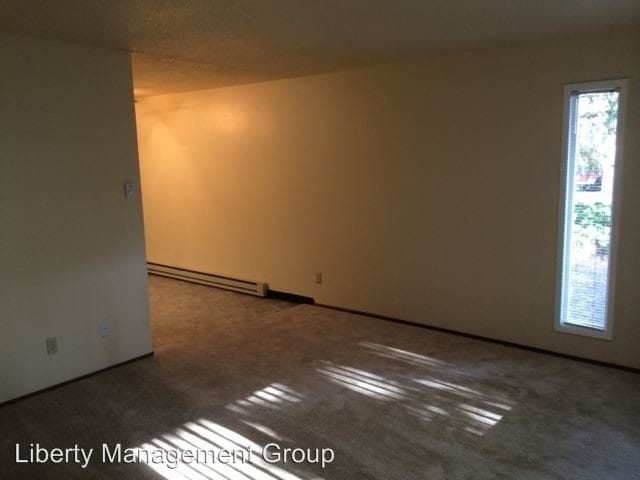 Building Photo - 1615 SE Umatilla St
