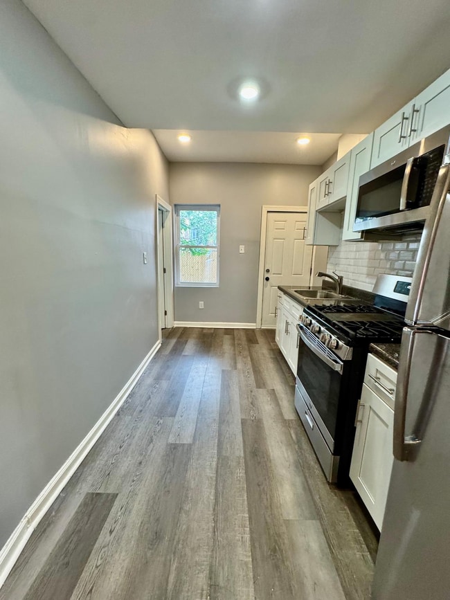 Building Photo - 108 N 56th St