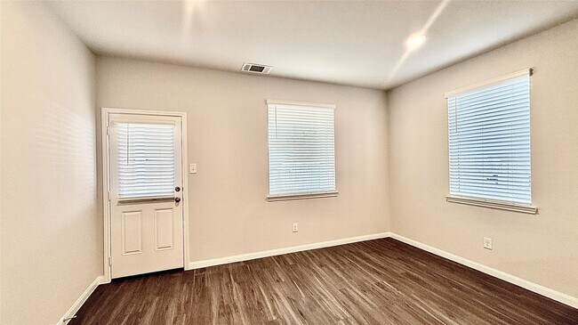 Foto del edificio - 2340 Mooneye Ct