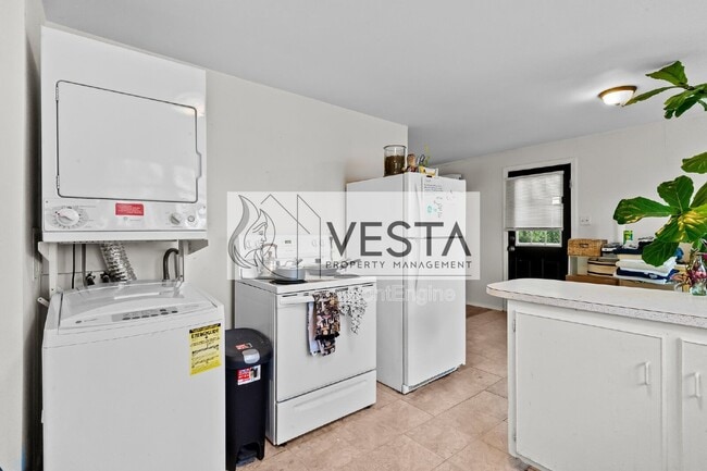 Foto del edificio - 118 Pine Hill Dr