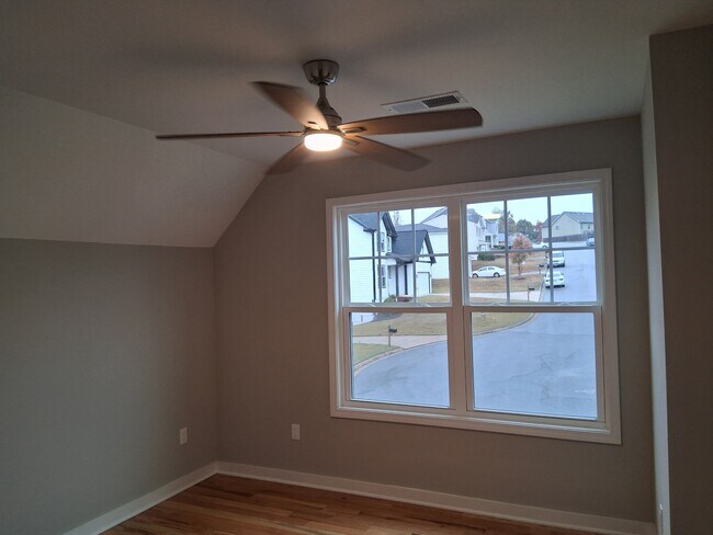 Building Photo - 3175 Tackett Rd