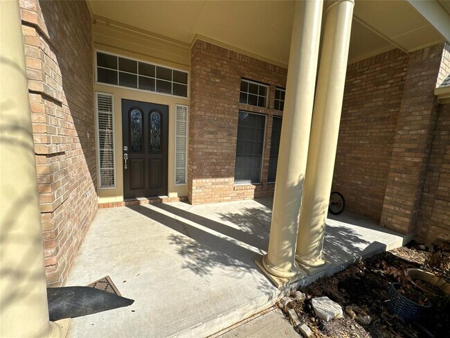 Building Photo - 5356 Magdelena Dr