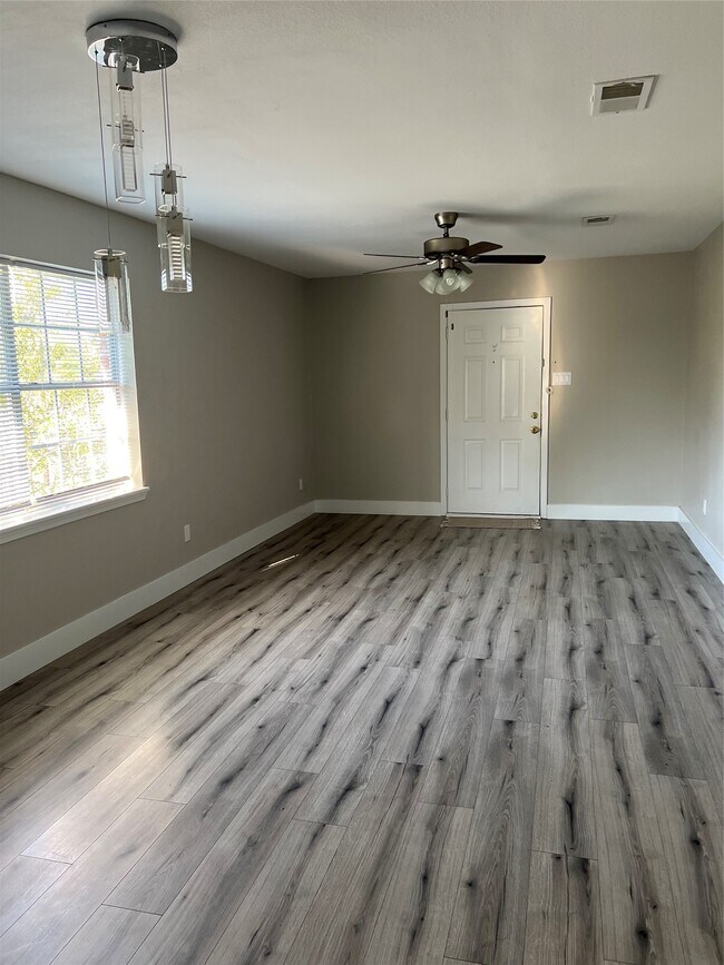 Foto del edificio - 511 Commerce St