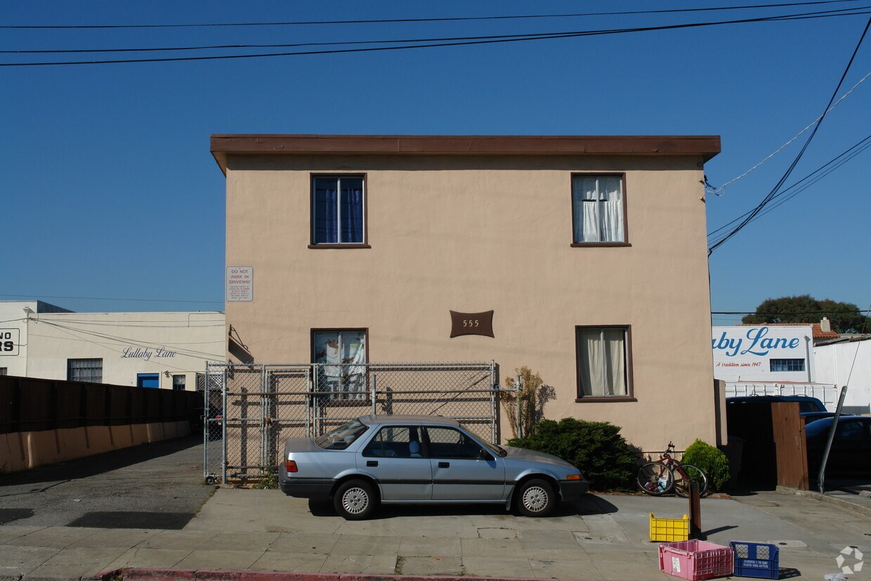 Building Photo - 555 Mastick Ave