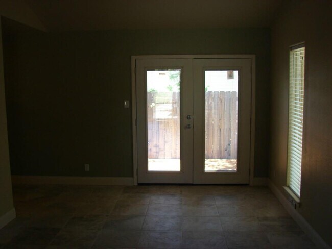 Building Photo - 4715 Red River St