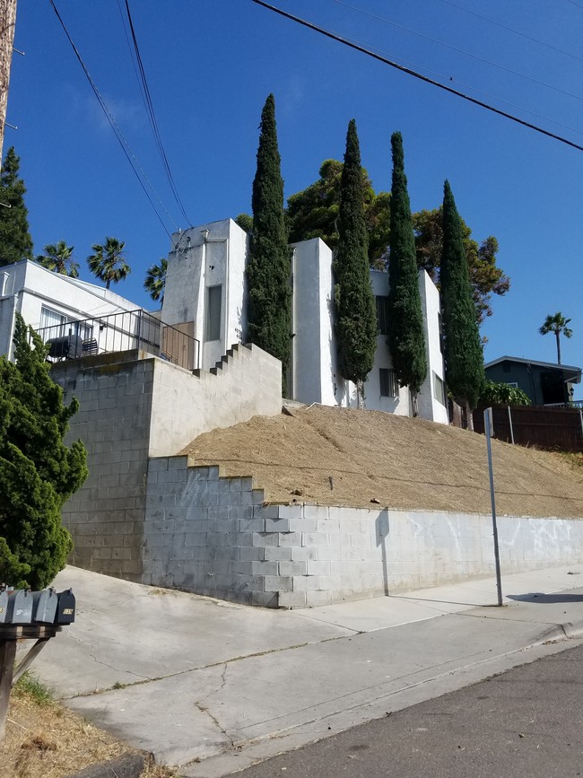 Foto del edificio - 4039 N Bonita St