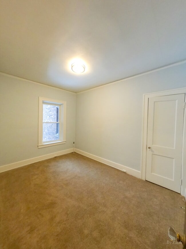 Building Photo - 1261 Pennsylvania St