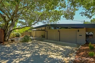 Building Photo - 748 Beechnut Ct