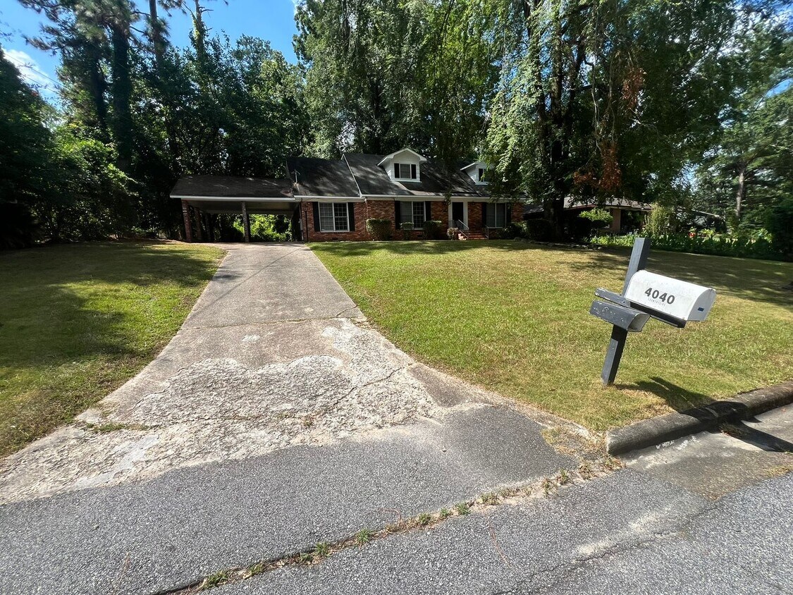 Primary Photo - Located Just Off Of Buena Vista And Steam ...