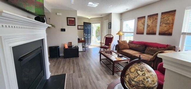 Building Photo - 3470 Tryon Ridge Dr
