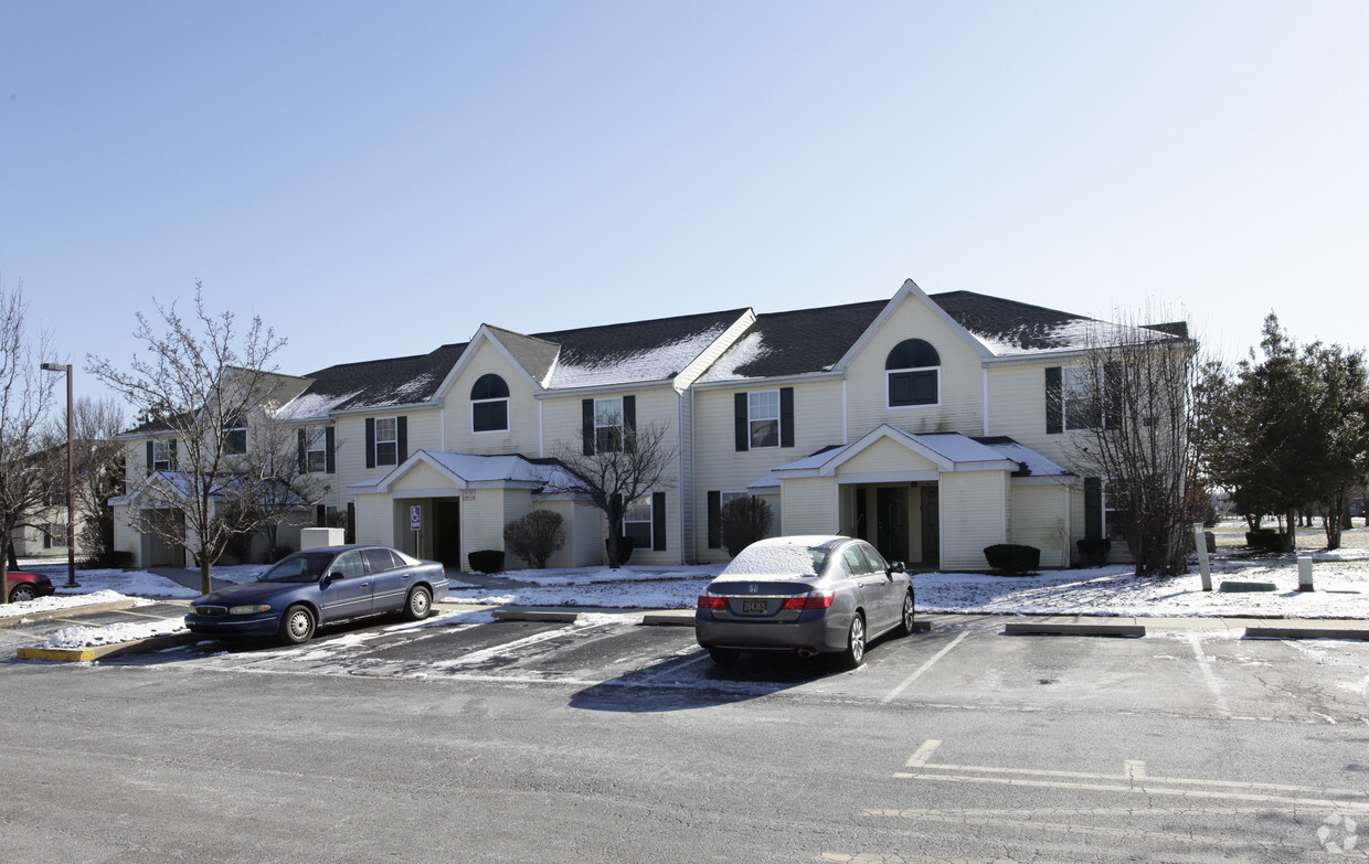 Building Photo - Fairfield Commons