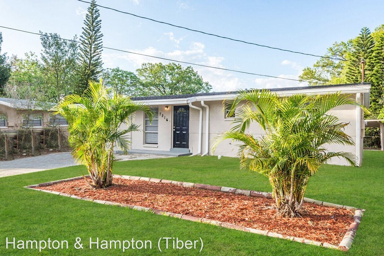 Foto principal - 3 br, 1 bath House - 7216 E EMMA ST