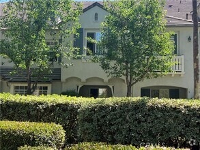 Building Photo - 7 Leucadia
