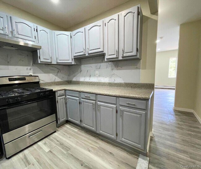 Foto del edificio - 824 Herkimer St