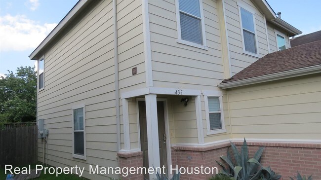 Foto del edificio - 435 Remington Park Ct