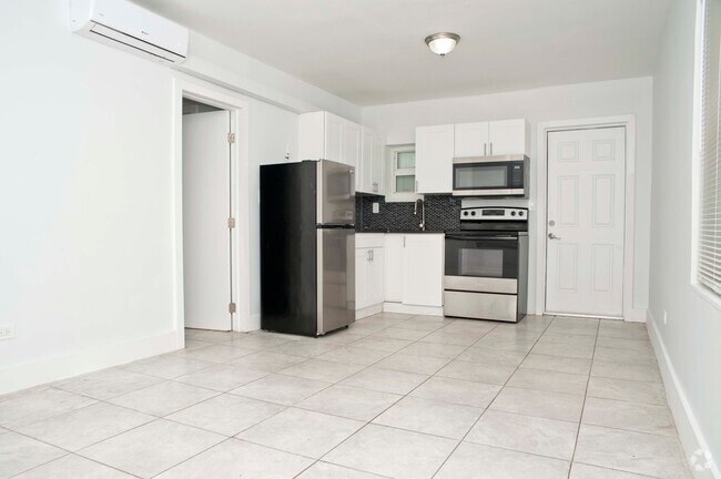 12322 NE 6th Ave