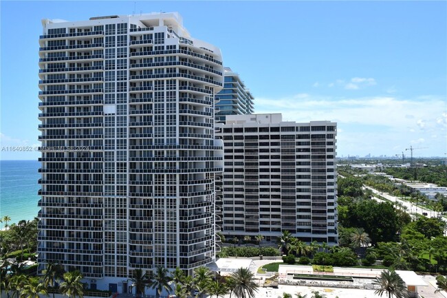 Building Photo - 10275 Collins Ave