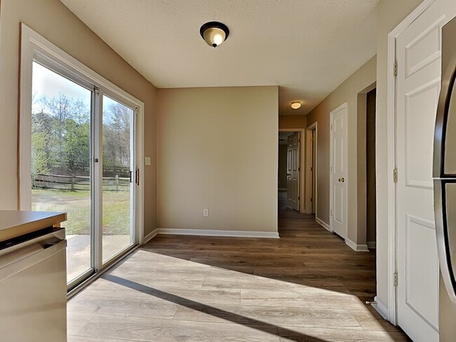 Foto del edificio - 3428 Ann Franklin Ct