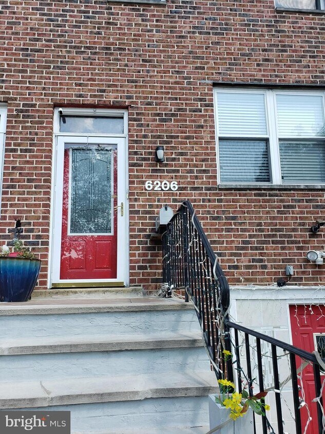 6206 Lindbergh Blvd., Philadelphia, PA 19142 Townhome Rentals in
