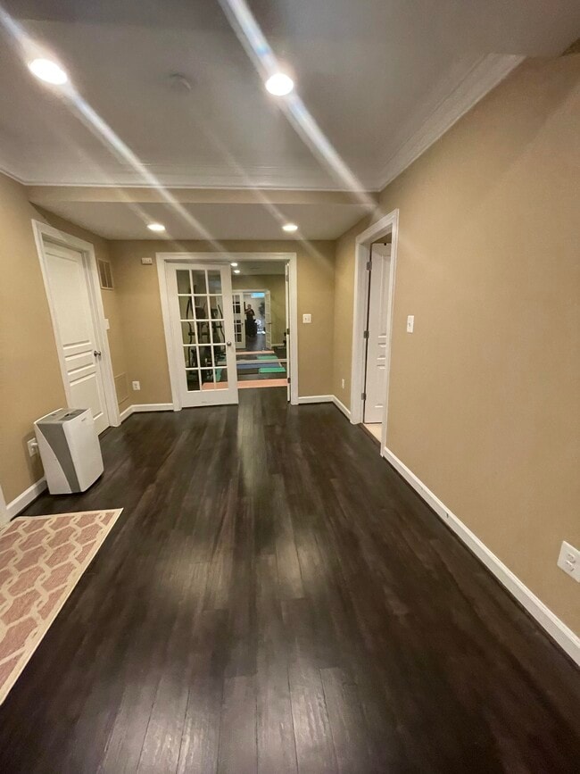 Building Photo - 25339 Kinsale Pl