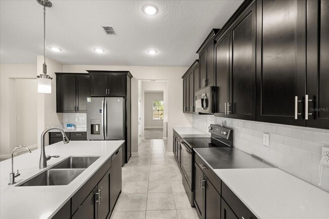 Building Photo - 2357 Camden Park Ave
