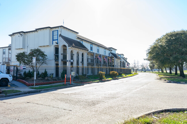 Vista de la calle - Star Braeswood Apartments