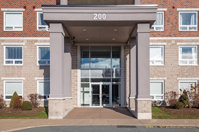 Photo du bâtiment - The Two Hundred on Broad Apartments