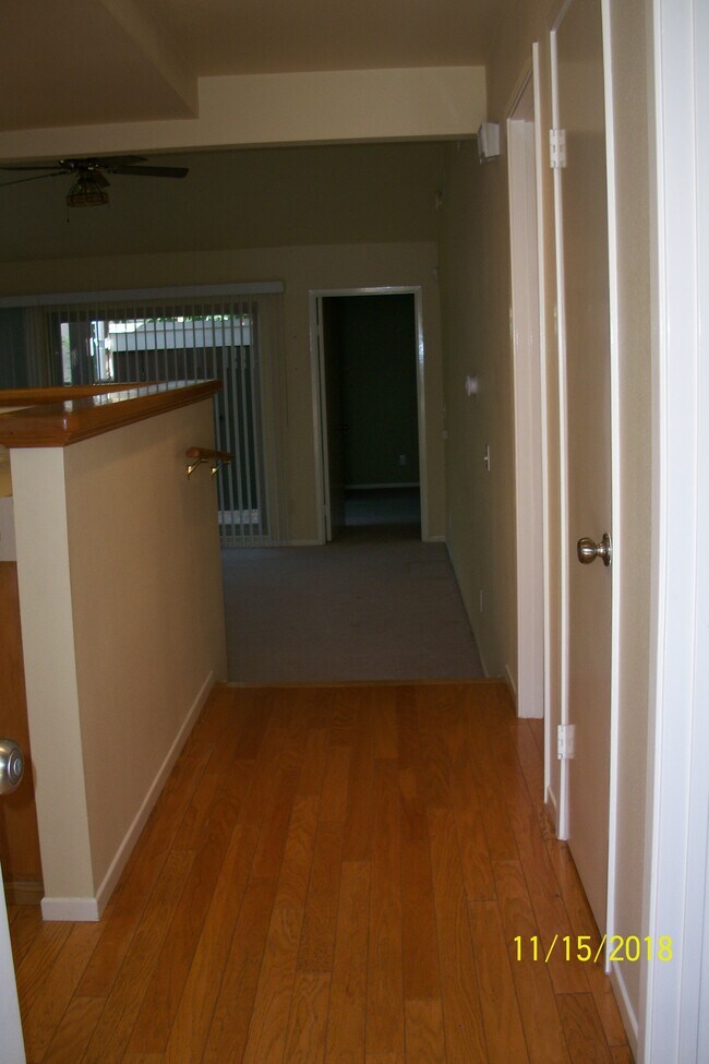 Building Photo - 23831 Green Haven Ln