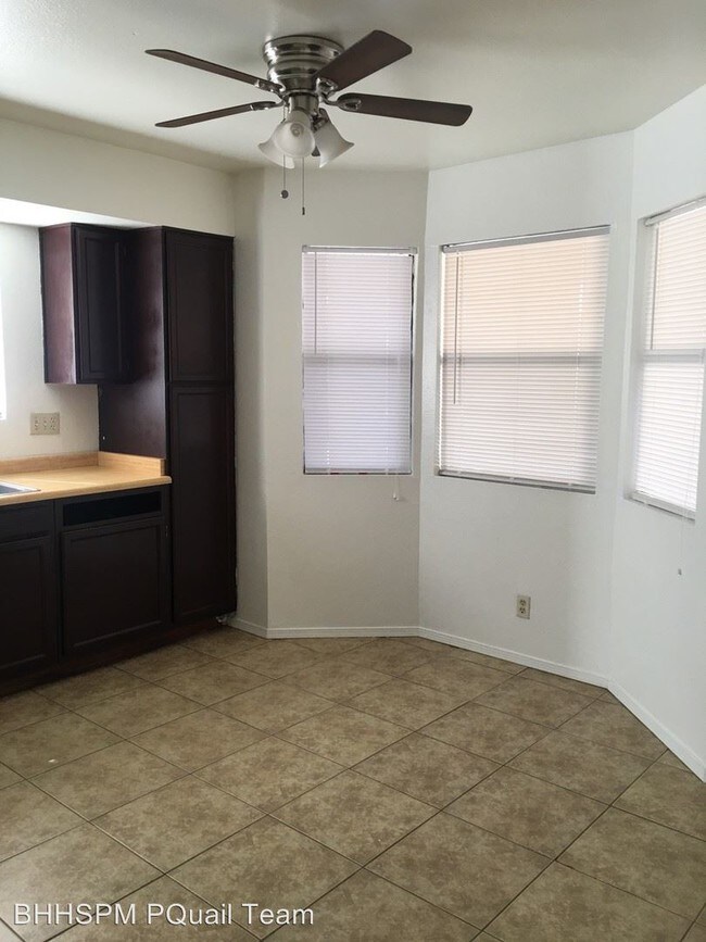 Building Photo - 2 br, 1.5 bath House - 127 Pearl Dr.