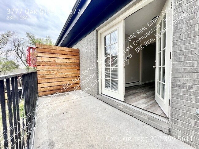 Foto del edificio - 3777 Oak St