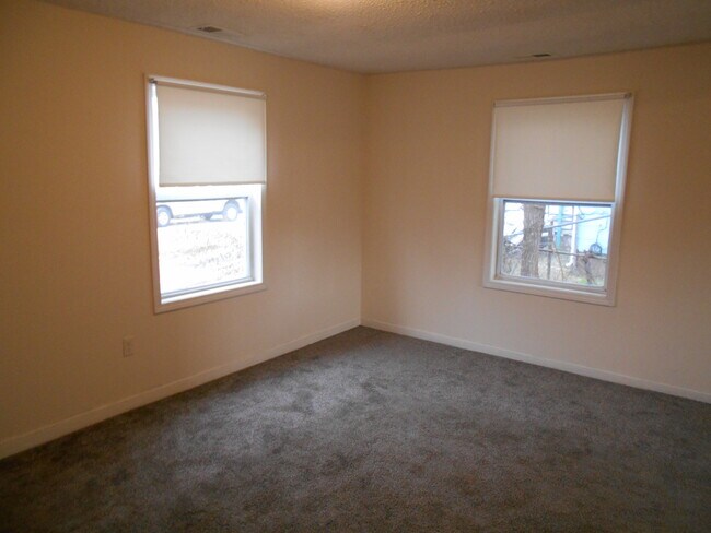 Foto del edificio - 3893 E Roseberry St
